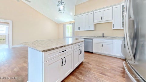 Tiny photo for 370 Estate Loop Tr, Crossville, TN 38555 (MLS # 1355592)