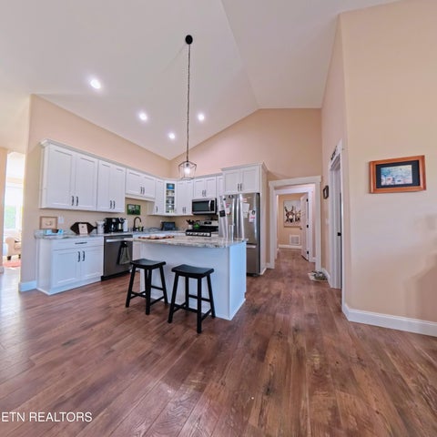 Tiny photo for 370 Estate Loop Tr, Crossville, TN 38555 (MLS # 1355592)