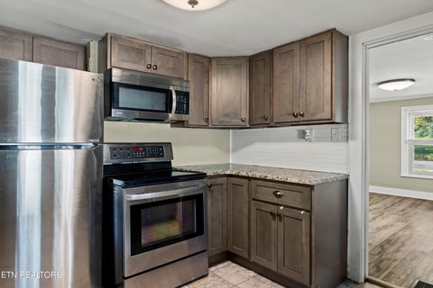 Tiny photo for 625 Medaris St, Clinton, TN 37716 (MLS # 1359251)
