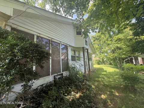 Tiny photo for 213 Northwestern Ave, Oak Ridge, TN 37830 (MLS # 1350769)
