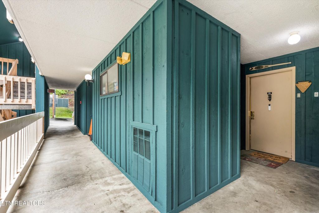 Photo of 1435 Wiley Oakley Drive #APT 161, Gatlinburg, TN 37738 (MLS # 1295546)