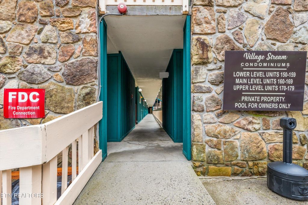 Photo of 1435 Wiley Oakley Drive #APT 161, Gatlinburg, TN 37738 (MLS # 1295546)