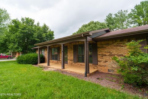 Property photo of 405 Dogleg Drive, Livingston, TN 38570