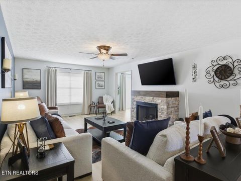 Tiny photo for 1077 Bartlett Drive, Jefferson City, TN 37760 (MLS # 1328044)