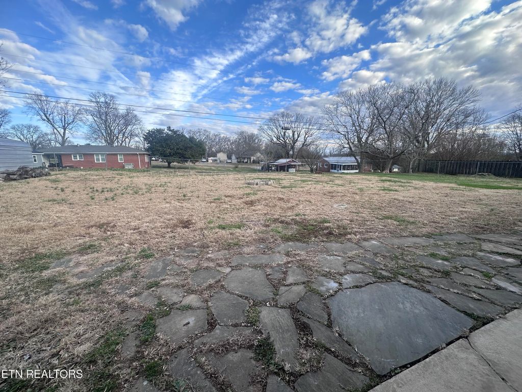 Photo of 149 Central Circle, Sparta, TN 38583 (MLS # 1324556)