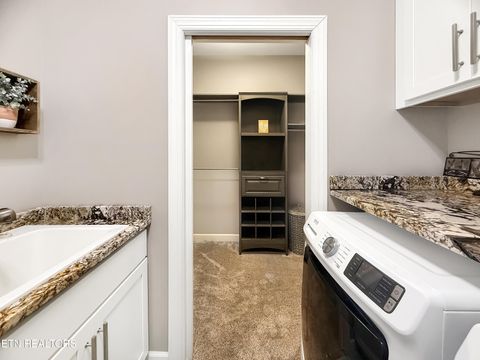 Tiny photo for 374 Norris Crest Drive, LaFollette, TN 37766 (MLS # 1328109)