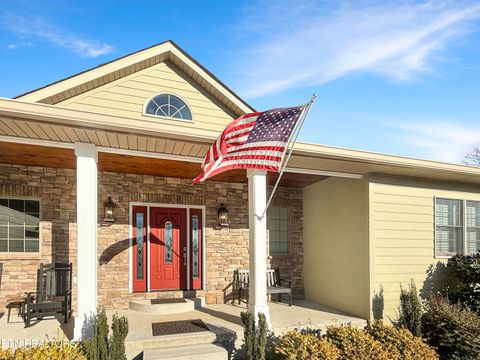 374 Norris Crest Drive LaFollette TN 37766