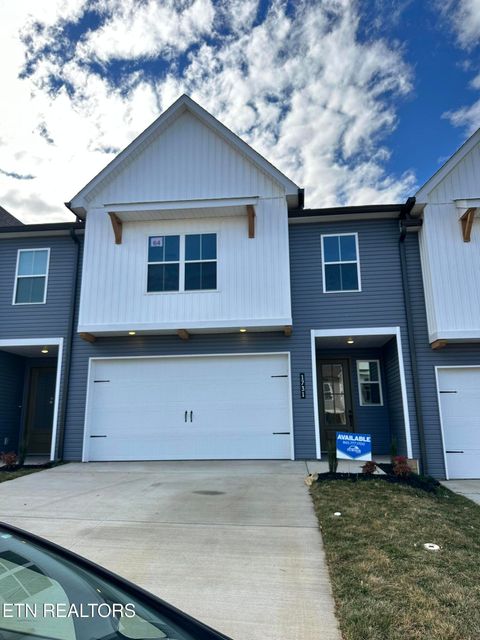 1731 Lateglow Way Knoxville TN 37931