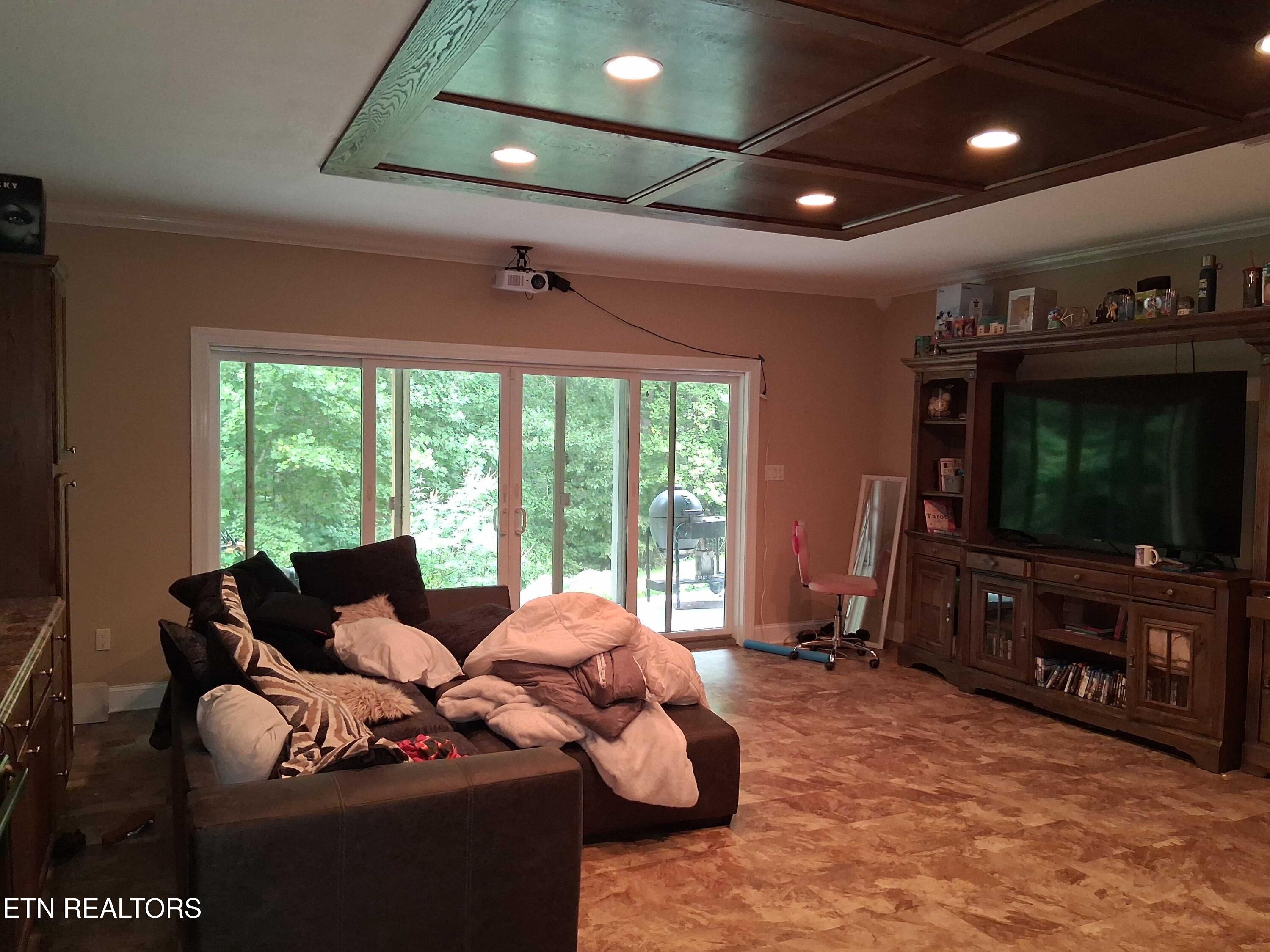 117 Cooper Rd