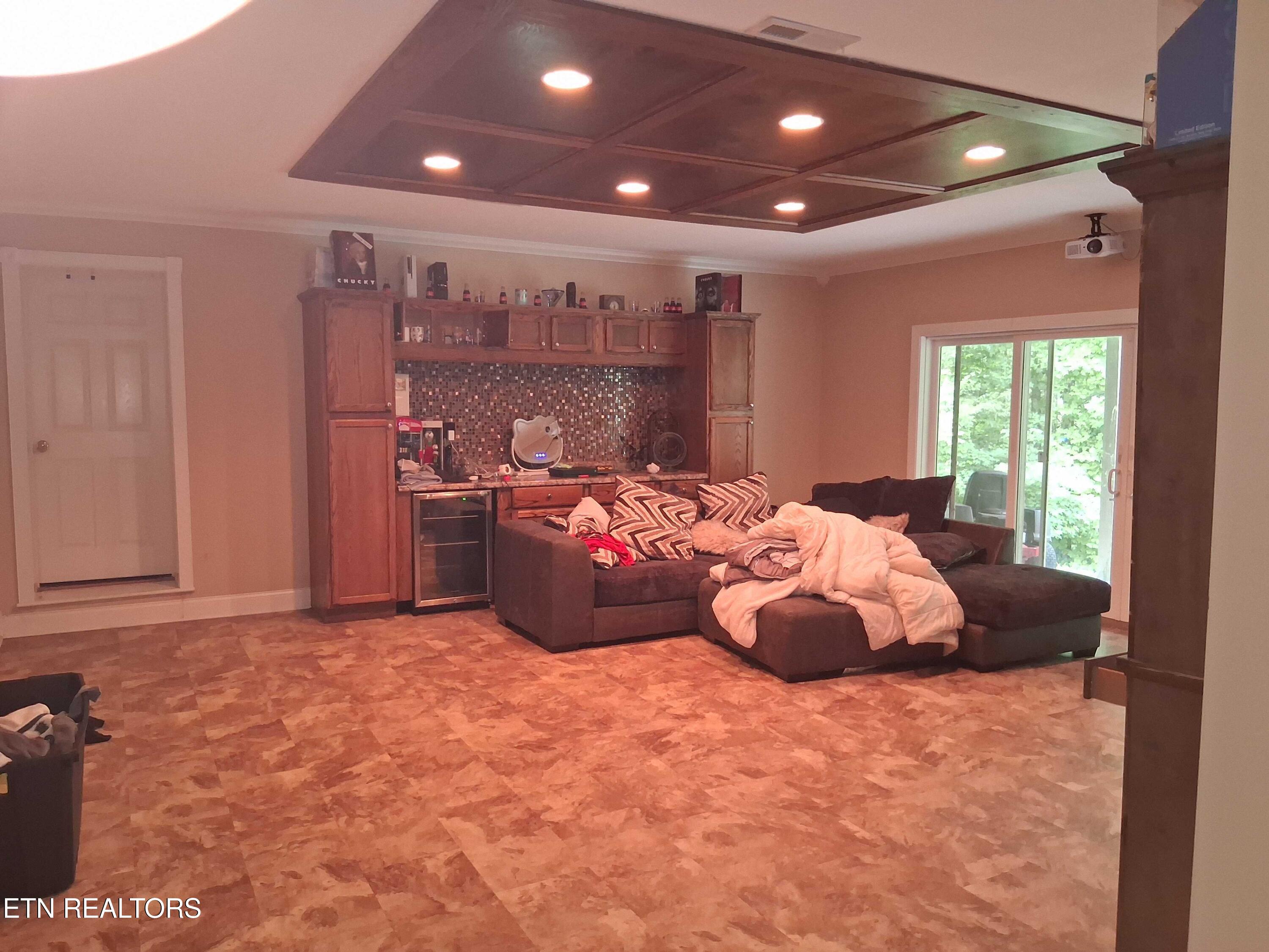 117 Cooper Rd