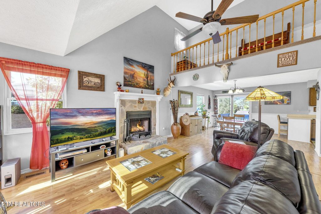 Photo of 920 Chris Rd, Strawberry Plains, TN 37871 (MLS # 1302072)