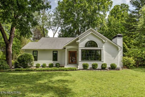 Photo of 6604 Westland Drive, Knoxville, TN 37919 (MLS # 1342458)