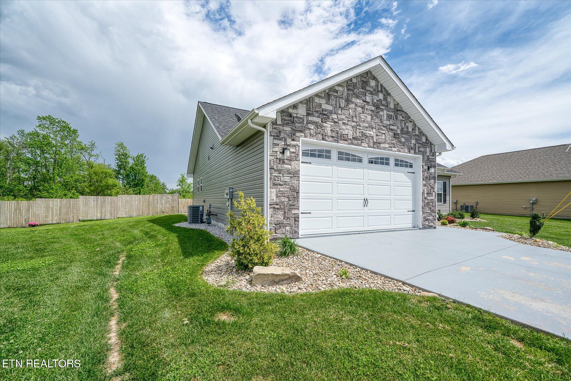 80 Sky View Meadow Drive