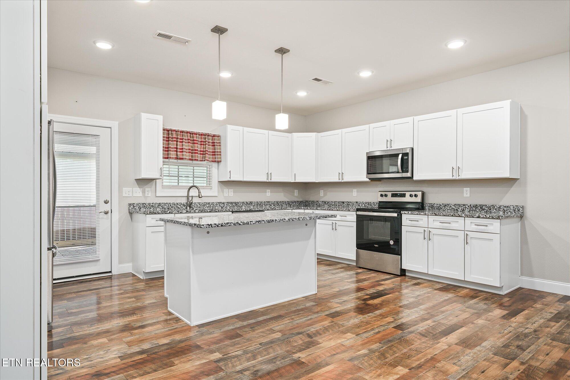 80 Sky View Meadow Drive