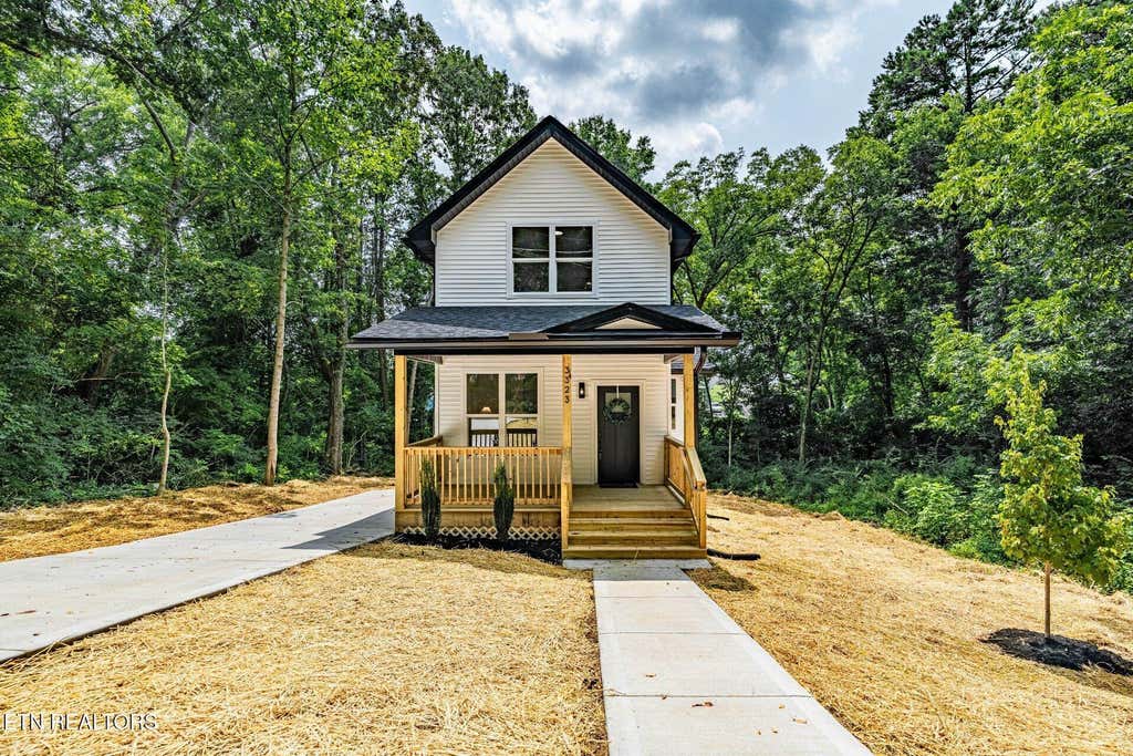 Photo of 3323 Savoy St, Knoxville, TN 37921 (MLS # 1349776)