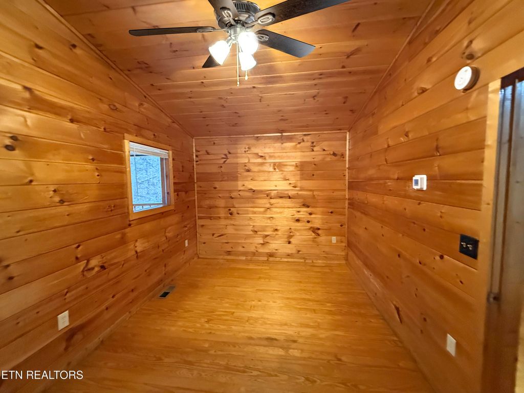 Photo of 2036 Ridge Rd #STE 7, Pigeon Forge, TN 37863 (MLS # 1333045)
