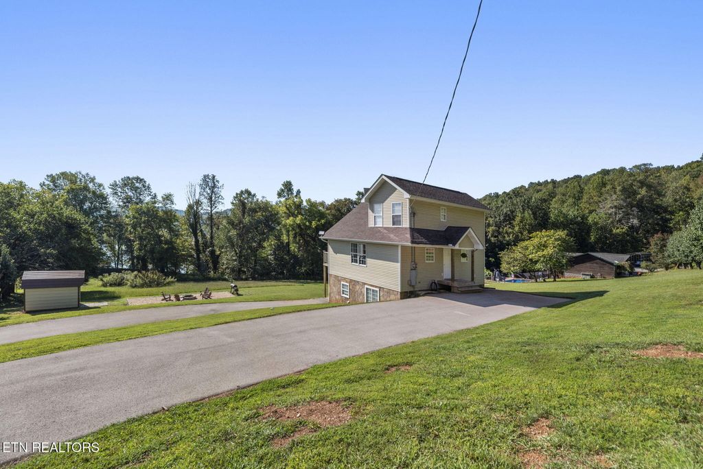 Photo of 2024 Park Lane, Andersonville, TN 37705 (MLS # 1314536)