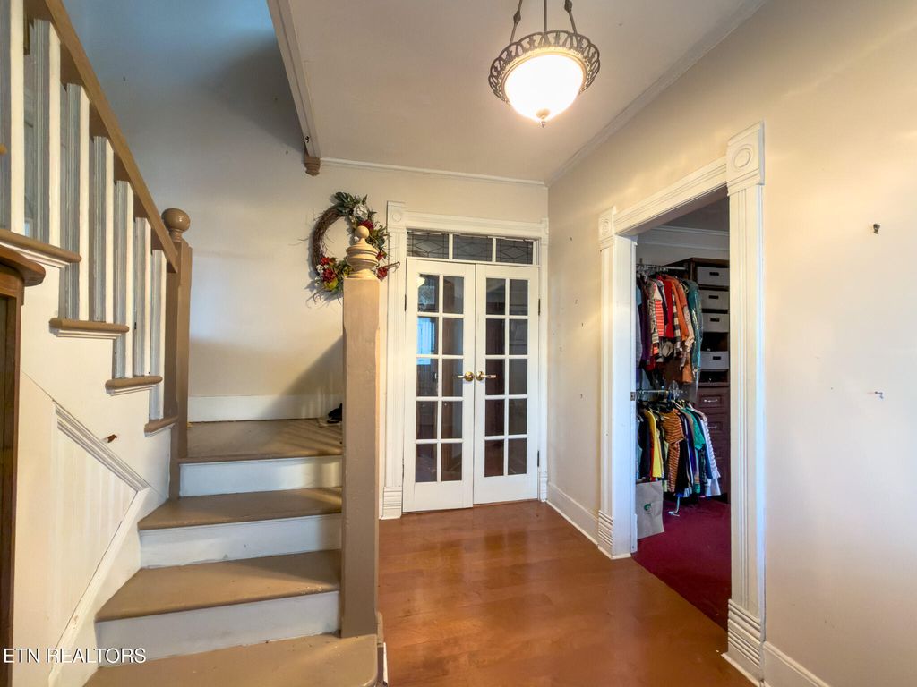 Photo of 202 N B St, Lenoir City, TN 37771 (MLS # 1330286)