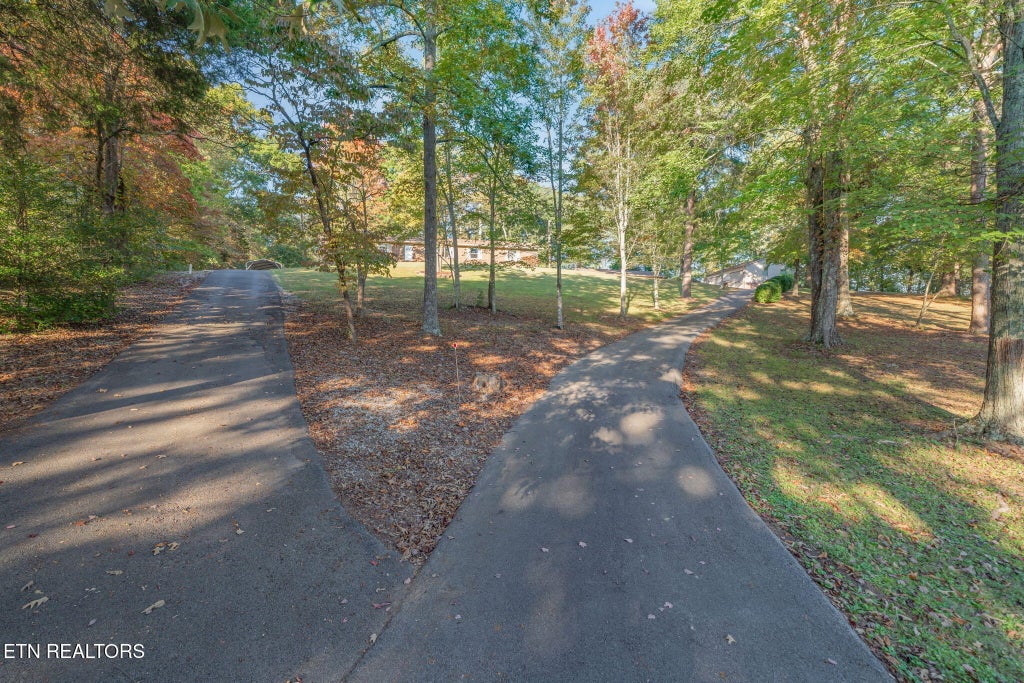 Photo of 235 Lawnville Rd, Kingston, TN 37763 (MLS # 1359029)