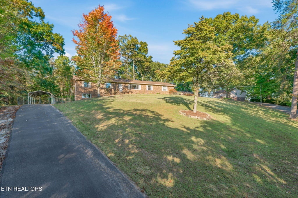 Photo of 235 Lawnville Rd, Kingston, TN 37763 (MLS # 1359029)