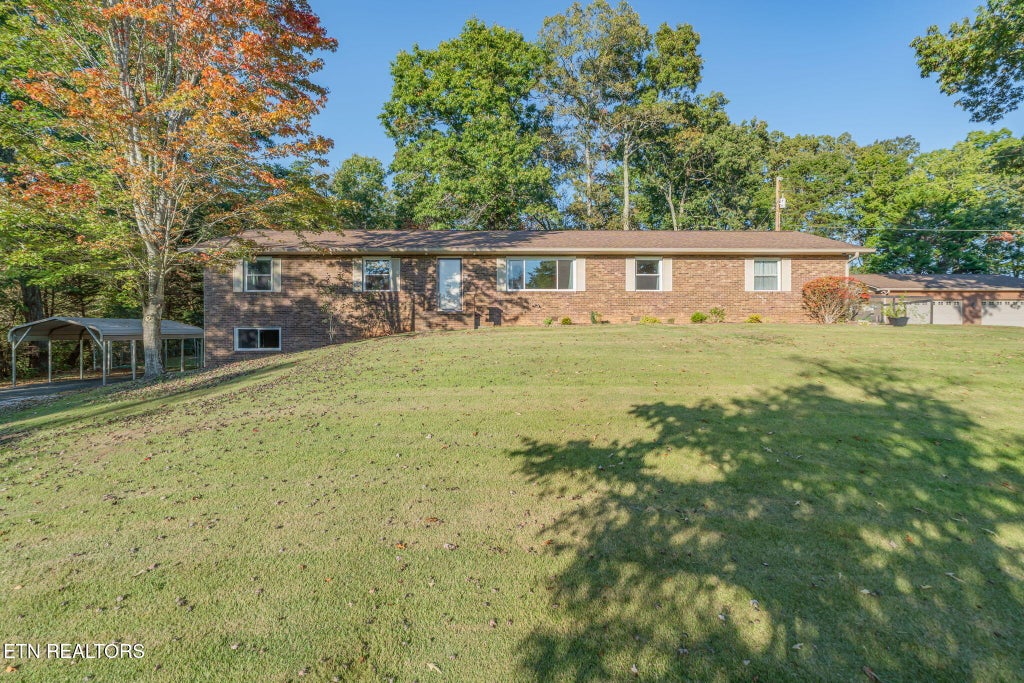 Photo of 235 Lawnville Rd, Kingston, TN 37763 (MLS # 1359029)