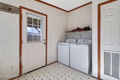 Tiny photo for 505 Trentham Rd, Spring City, TN 37381 (MLS # 1329463)