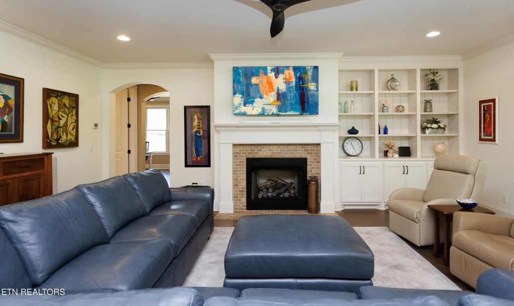 Photo of 114 Chestnut Ridge Court, Crossville, TN 38558 (MLS # 1339034)