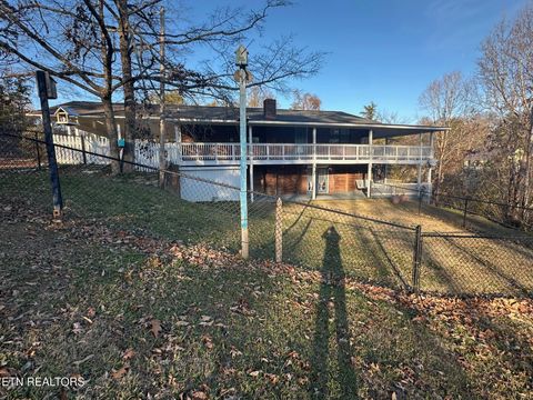 Photo of 2531 Highland Park Drive, Pigeon Forge, TN 37863 (MLS # 1329478)