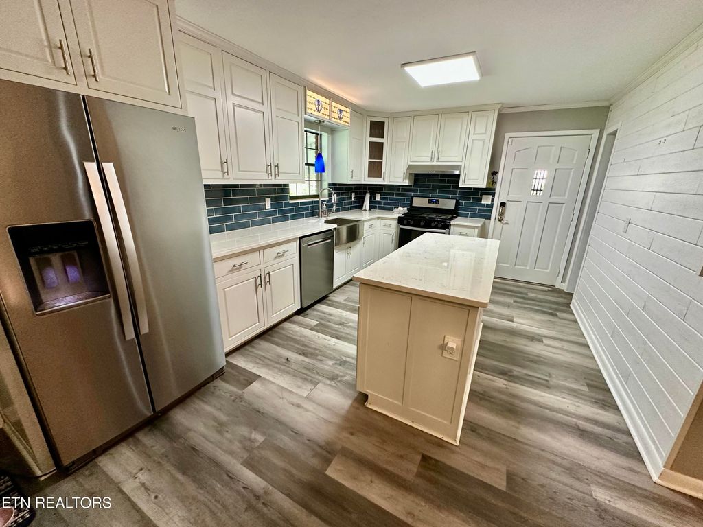 Photo of 2531 Highland Park Drive, Pigeon Forge, TN 37863 (MLS # 1329478)