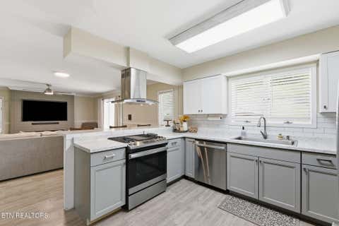 Tiny photo for 146 Peach Tree Circle, Wartburg, TN 37887 (MLS # 1346847)