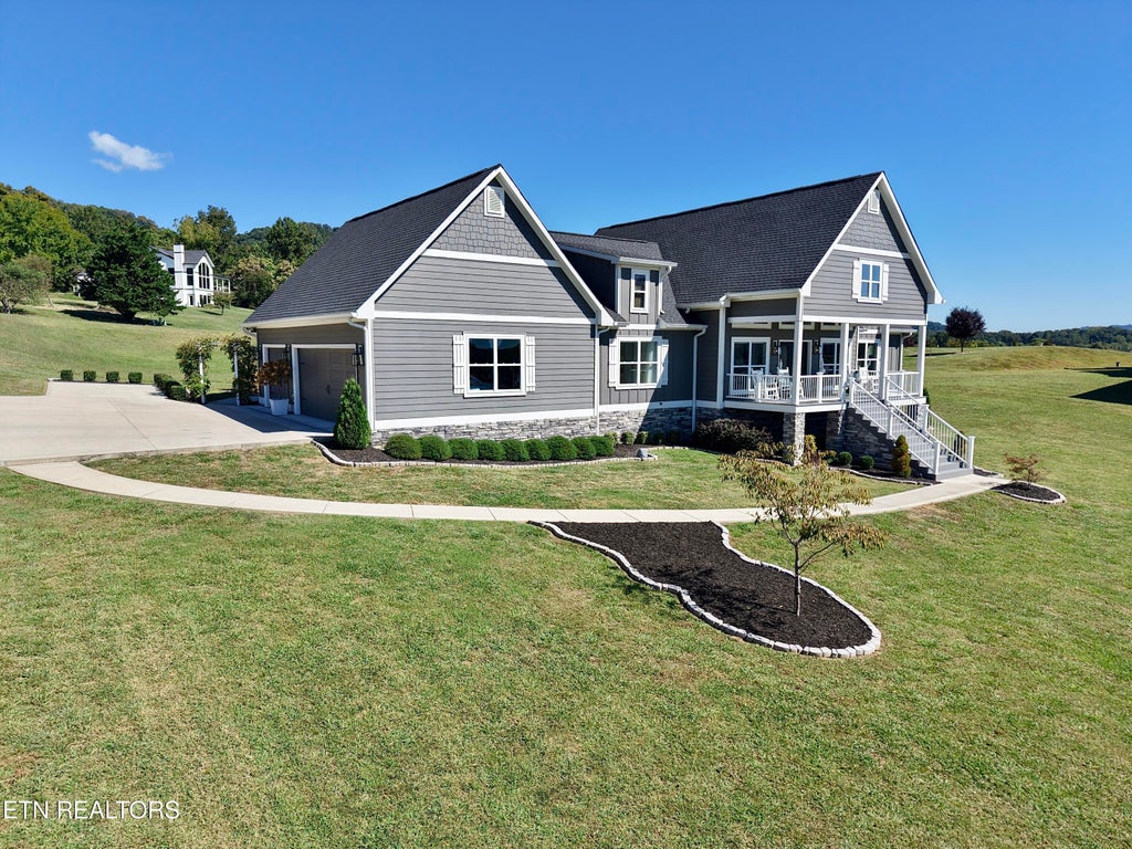 Photo of 1205 Legacy Bay Drive, Mooresburg, TN 37811 (MLS # 1357198)