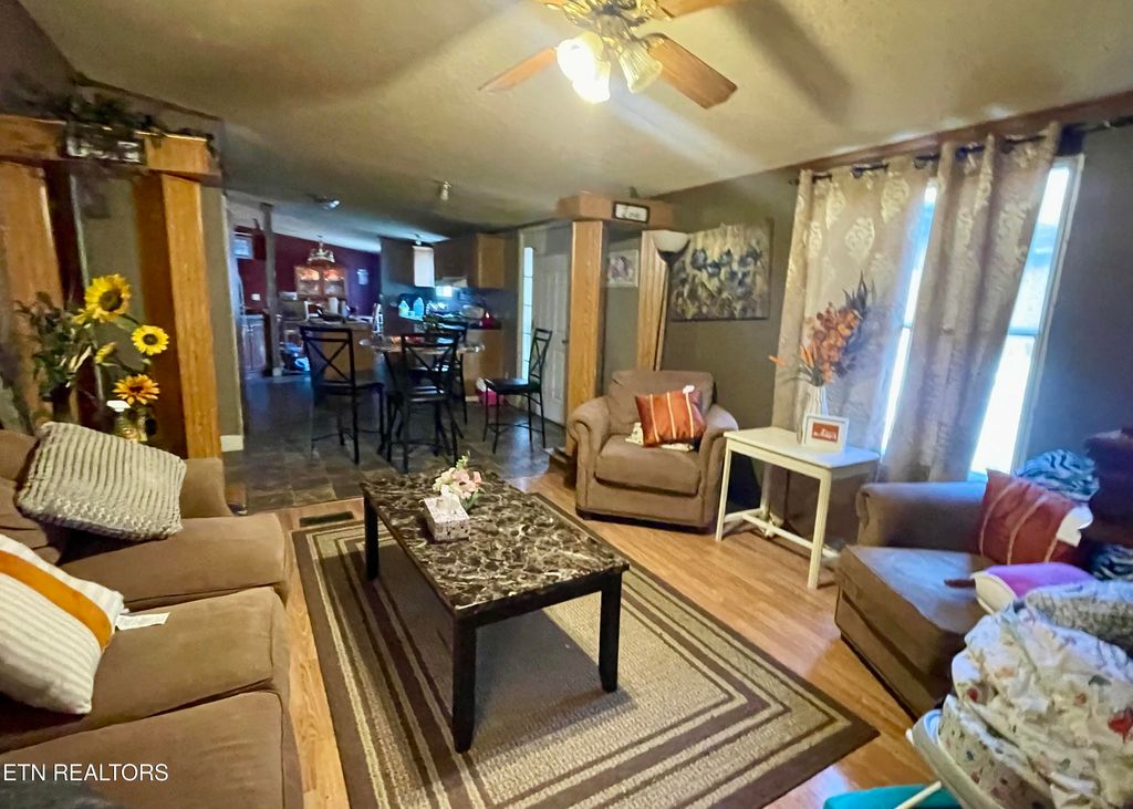 Photo of 190 Graham Loop, Tellico Plains, TN 37385 (MLS # 1289126)