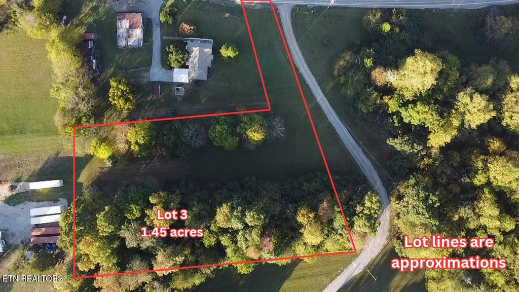 Photo of 3 Sweetwater Vonore Rd, Sweetwater, TN 37874 (MLS # 1359104)