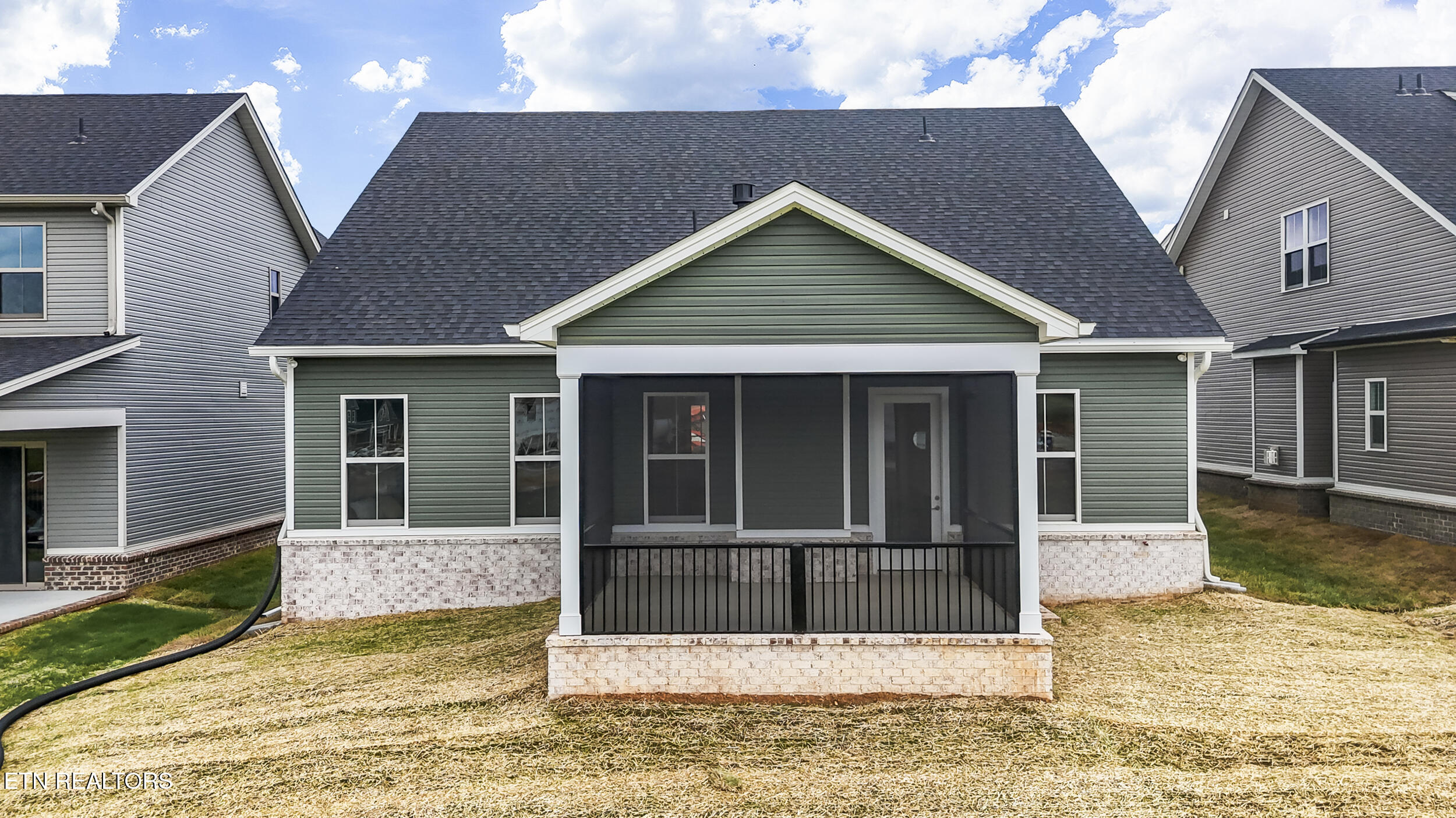 2504 Maroon Bells Rd