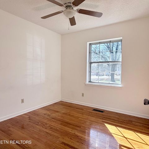 Tiny photo for 332 Poppy Ave, Dayton, TN 37321 (MLS # 1328021)