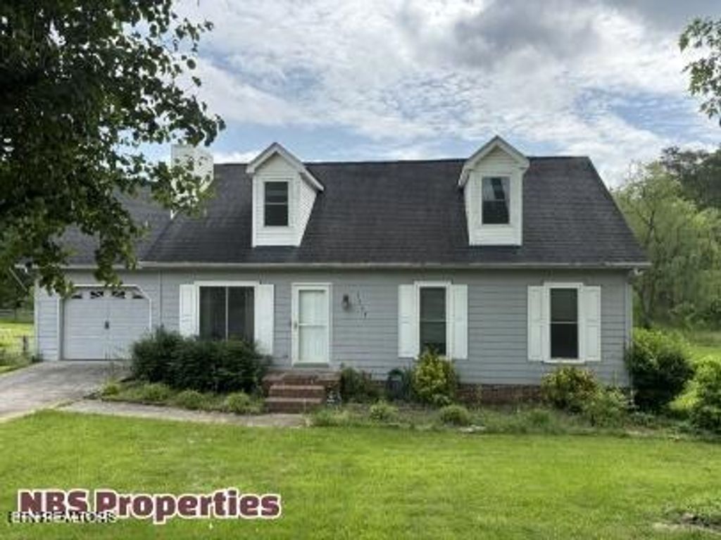 Photo of 7404 Foxglove Lane, Knoxville, TN 37918 (MLS # 1324342)