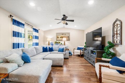 Tiny photo for 304 Dogwood Lane, Jacksboro, TN 37757 (MLS # 1339597)