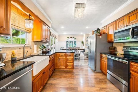Tiny photo for 304 Dogwood Lane, Jacksboro, TN 37757 (MLS # 1339597)