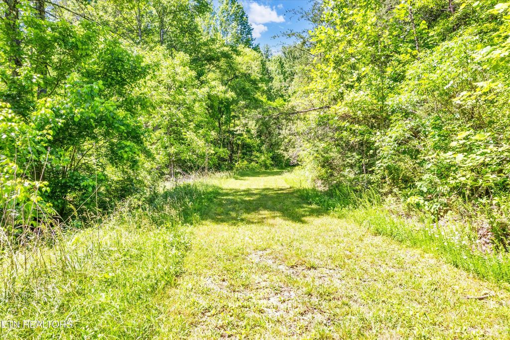 Photo of Amis Way, Sevierville, TN 37876 (MLS # 1323407)