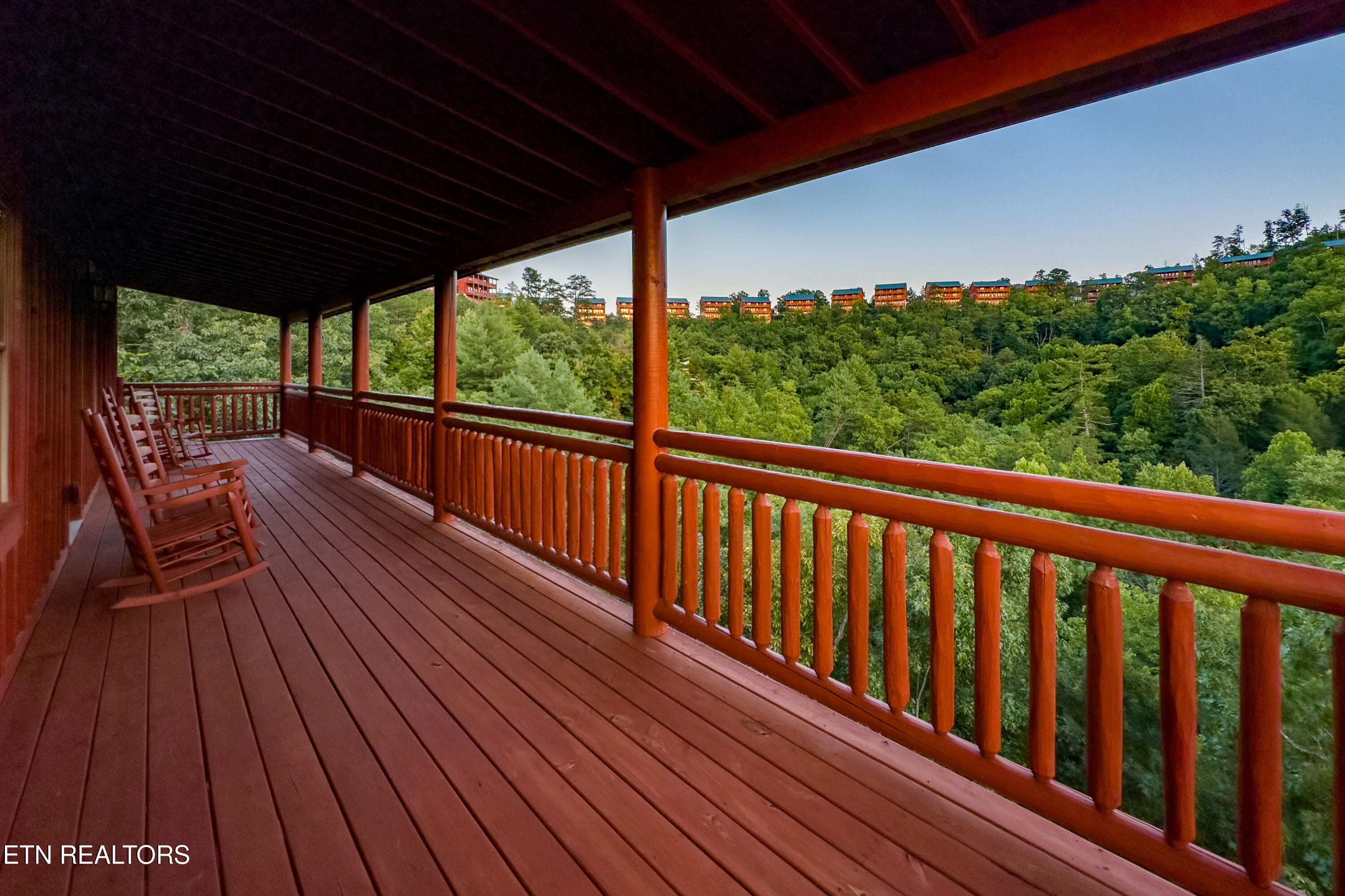 3328 Smoky Ridge Way