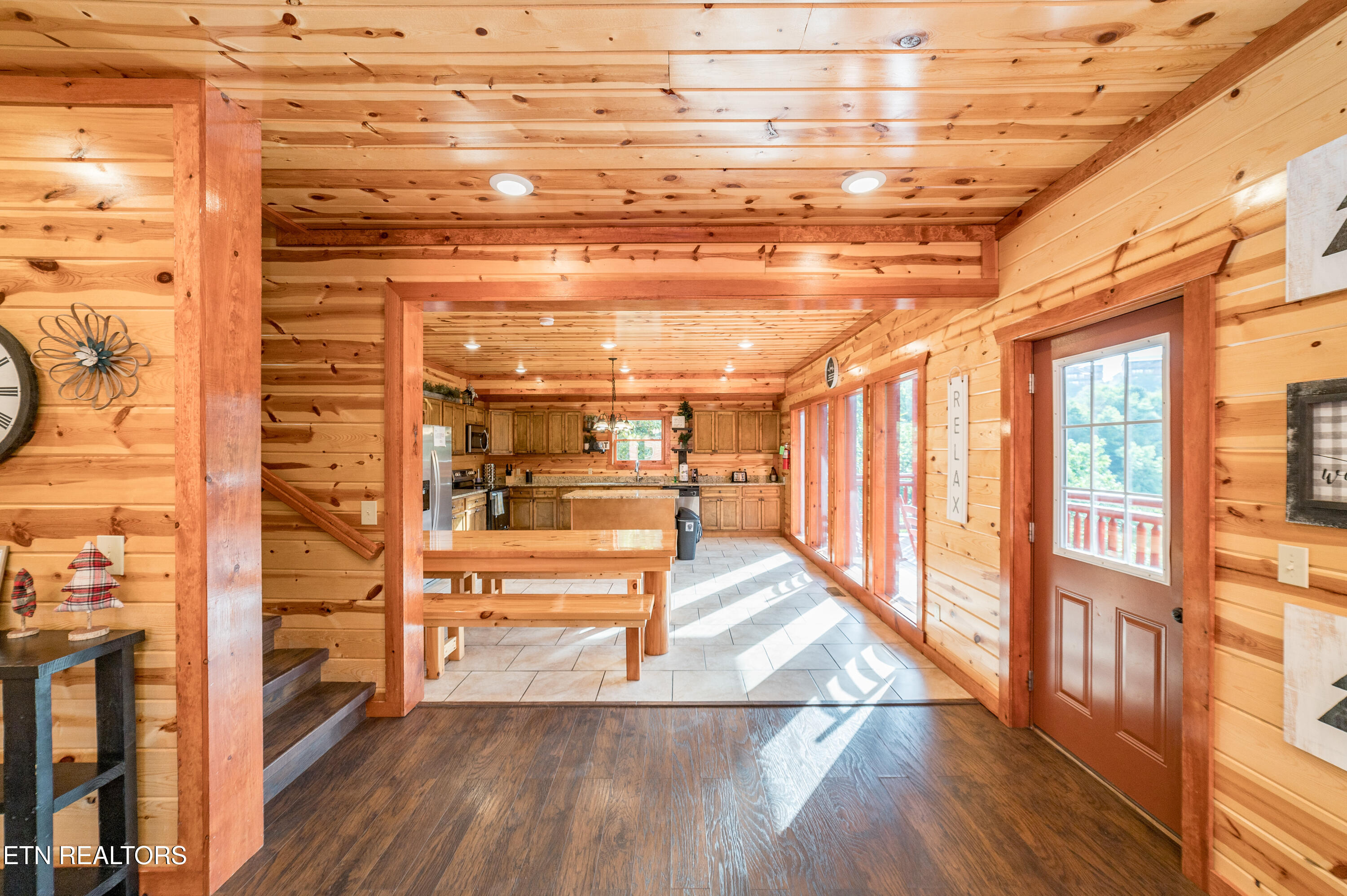 3328 Smoky Ridge Way