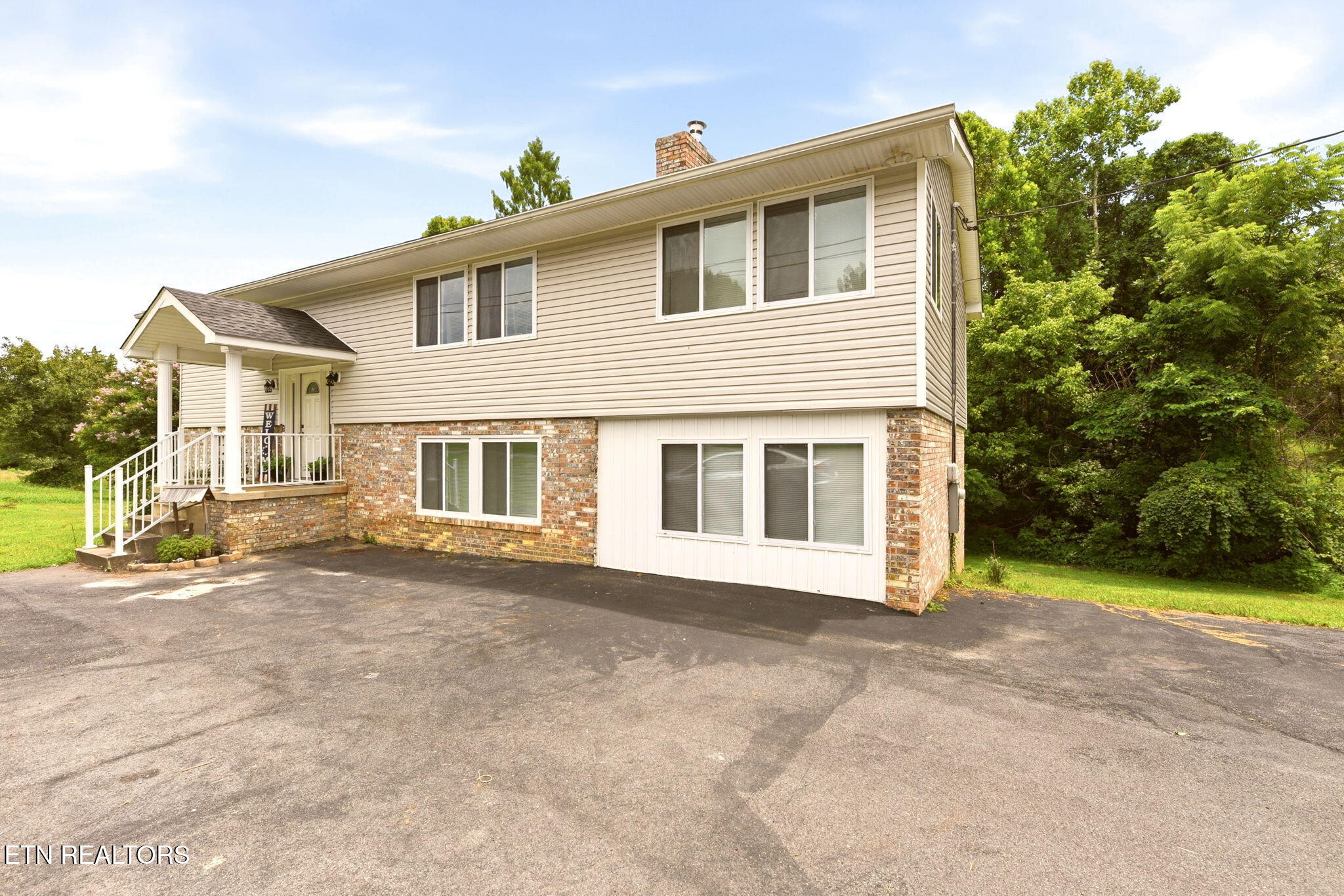 567 W Old Rutledge Pike