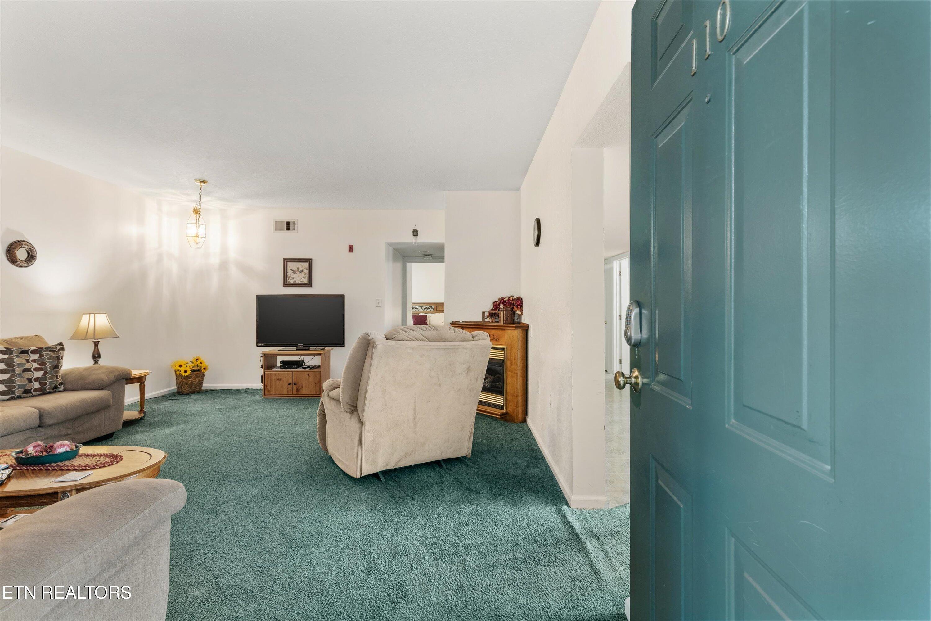 2743 Colonial Drive APT 110