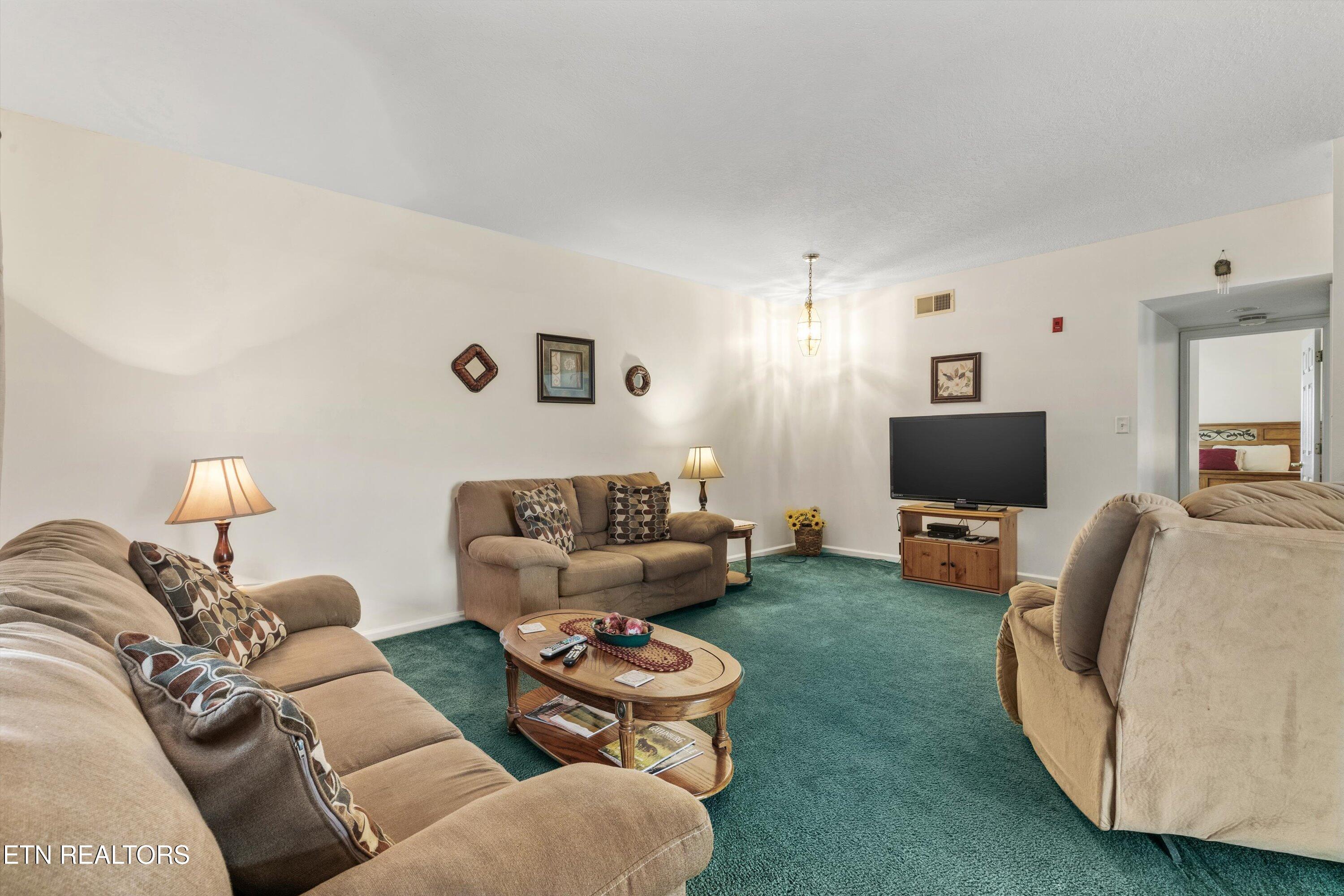 2743 Colonial Drive APT 110