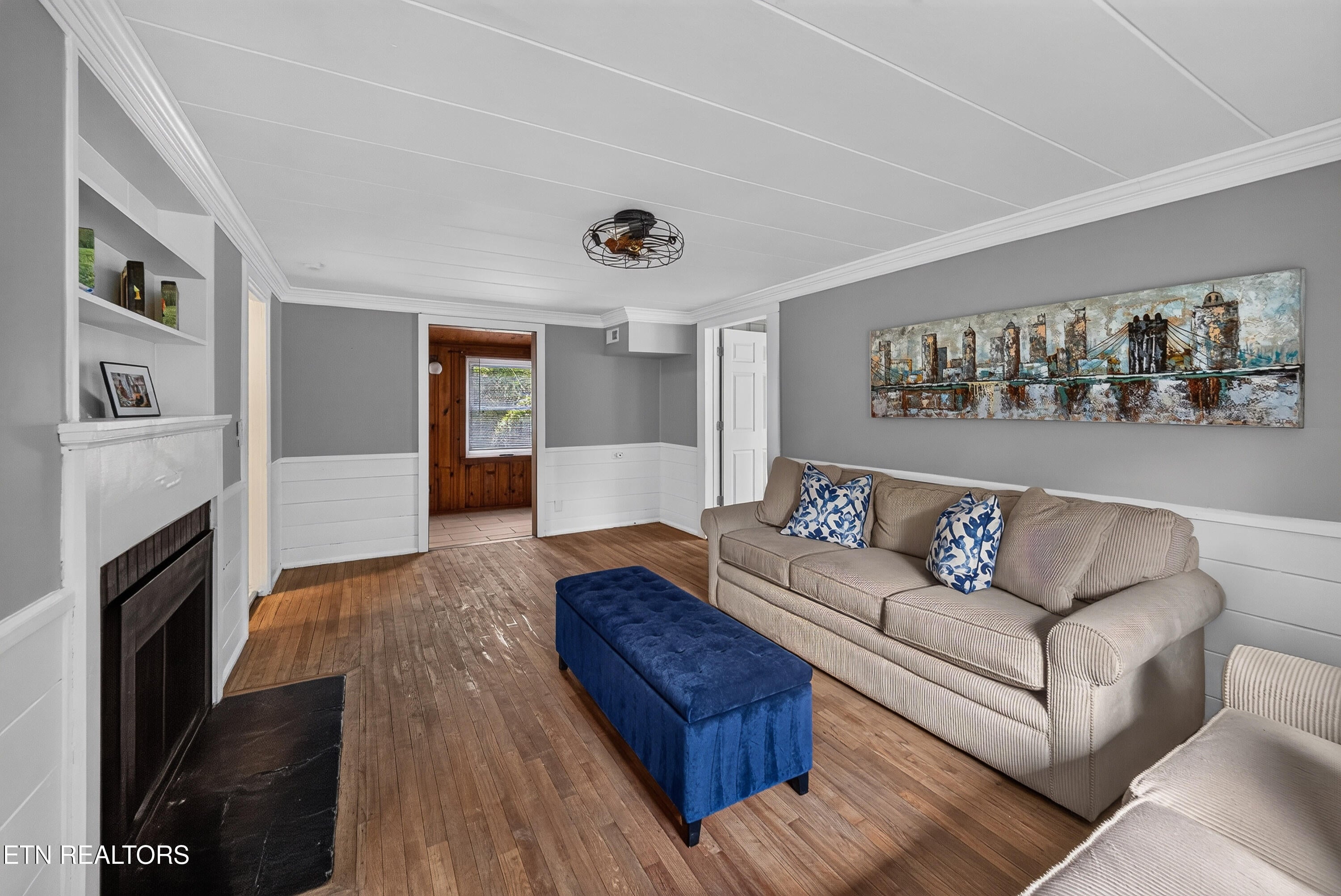 44 W Norris Rd