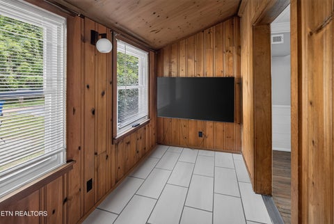 Tiny photo for 44 W Norris Rd, Norris, TN 37828 (MLS # 1353074)
