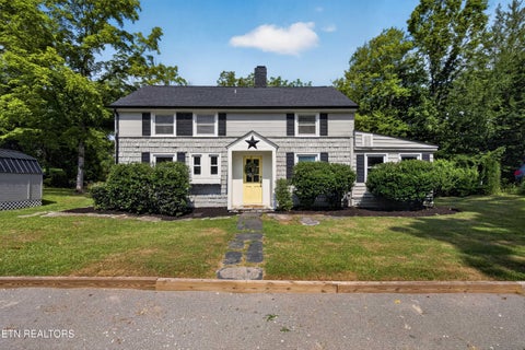 Photo of 44 W Norris Rd, Norris, TN 37828 (MLS # 1353074)