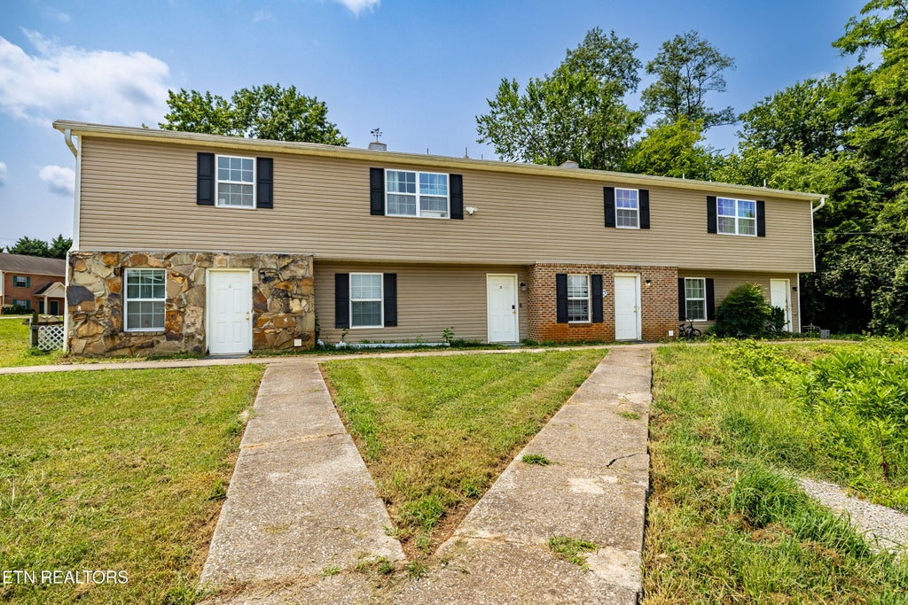 Photo of 9125 NW Cedarpark Lane, Knoxville, TN 37923 (MLS # 1350263)