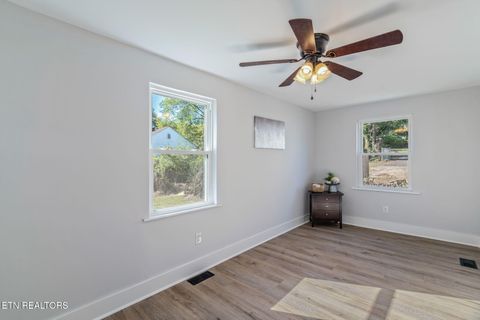 Tiny photo for 1005 Wilder Place, Knoxville, TN 37915 (MLS # 1318934)