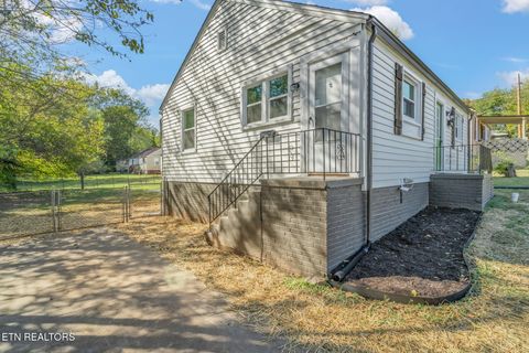 Tiny photo for 1005 Wilder Place, Knoxville, TN 37915 (MLS # 1318934)